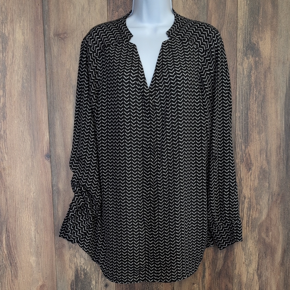 Apt. 9 Black and White Chevron Adjustable Sleeve Blouse 1X C413